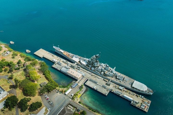 Pearl Harbor USS Arizona Memorial & Battleship Missouri - photo