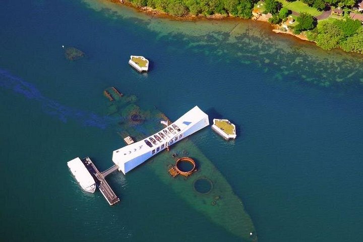 Pearl Harbor USS Arizona Memorial Tour from Waikiki - photo