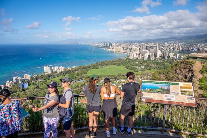 Diamond Head Hike Shuttle with Reservation Tickets Included - photo